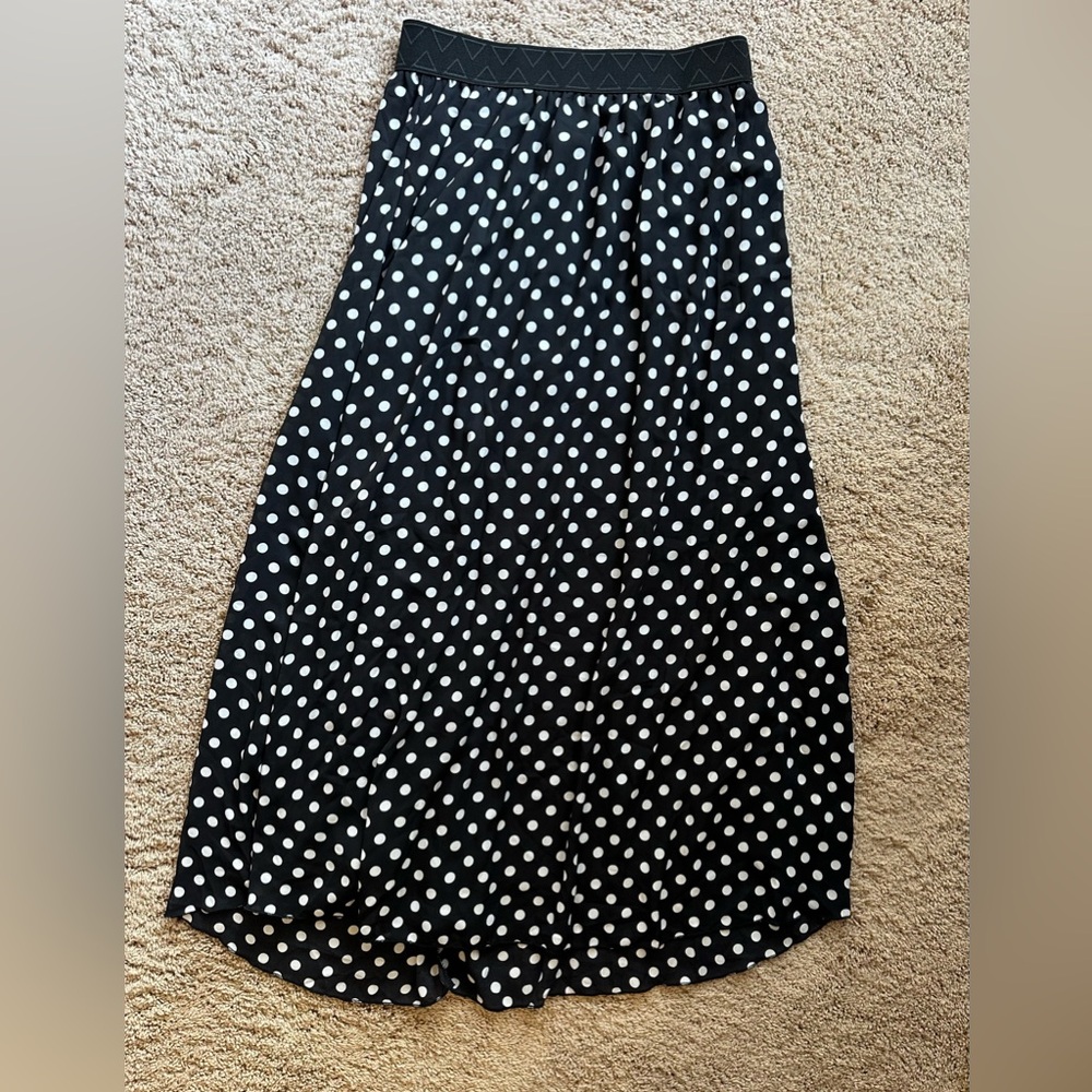 LuLaRoe Lucy Black and White Polka Dot A-Line Skirt NWT medium
